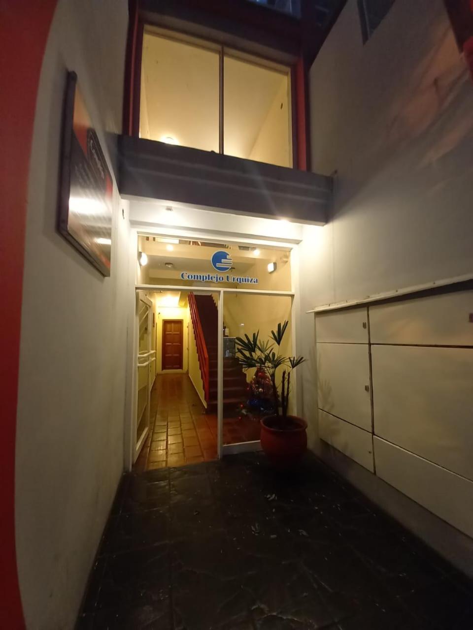 米娜克拉韦罗Complejo Urquiza Departamentos公寓 外观 照片